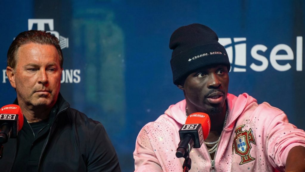 Malignaggi Speculates on Hitchins’ Departure Amid Zuffa Boxing Negotiations