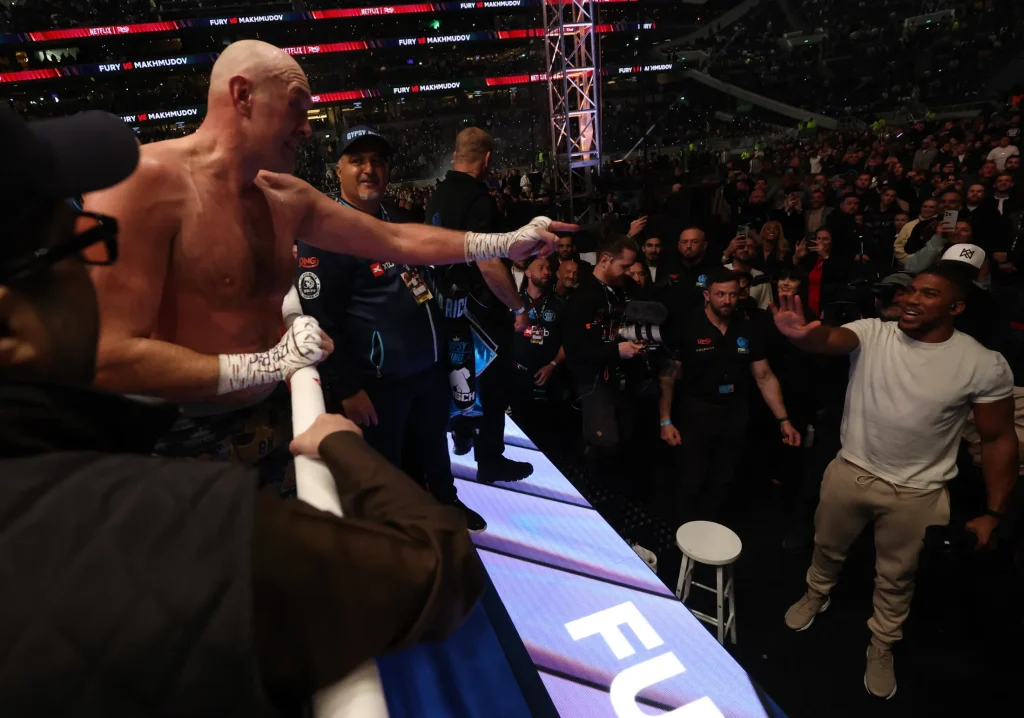 Fury’s Triumph and Joshua’s Strategic Masterstroke: A Night to Remember in British Boxing